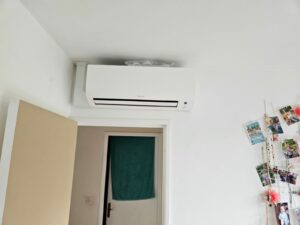 Pose de deux PAC Daikin à Serris