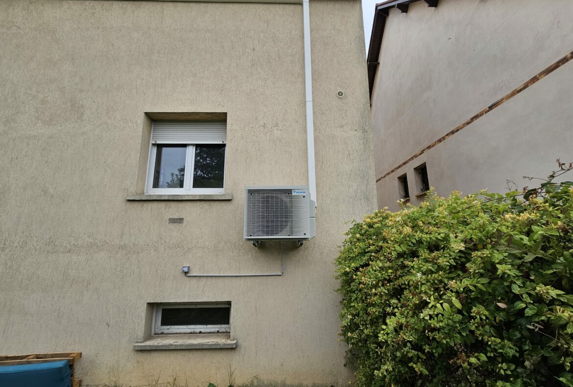 installation de deux pompes à chaleur Daikin à vitry sur seine