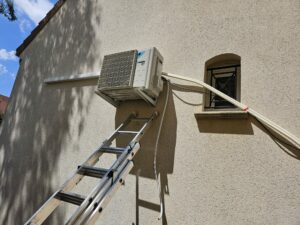 installation de deux pompes à chaleur Daikin à yerres