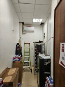 Mise en place d'une pompe à chaleur MITSUBISHI dans salle informatique à Montrouge