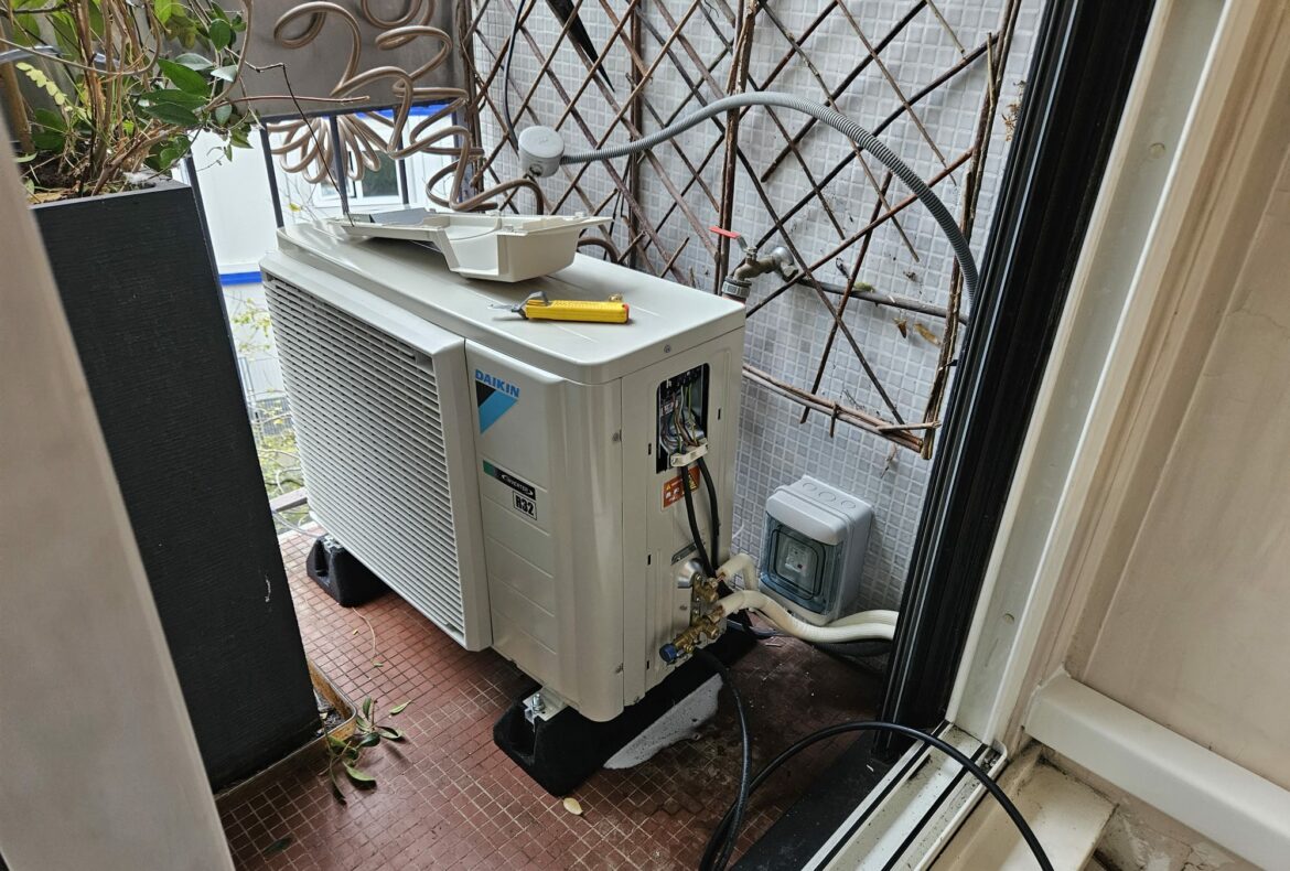 installation pompe à chaleur DAIKIN Paris 75014.