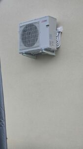 EXEMPLE Installation de pompe à chaleur Mitsubishi à Champigny-sur-Marne