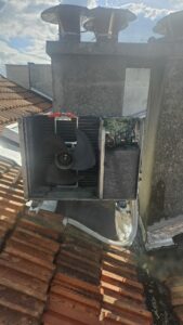 Remplacement de la pièce par un modèle d’origine constructeur