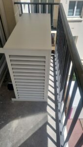 Unité extérieure pompe à chaleur DAIKIN installée